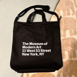 Baggu MoMA Duck Tote Bag in Black GUC
